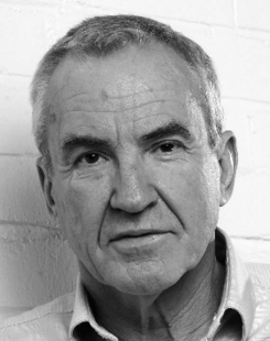 Larry Lamb